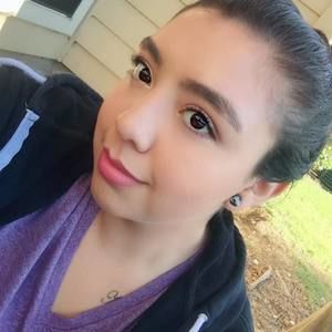 Meet your Posher, Daniella